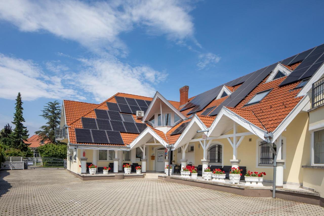 Admiral Family Resort Keszthely Zewnętrze zdjęcie